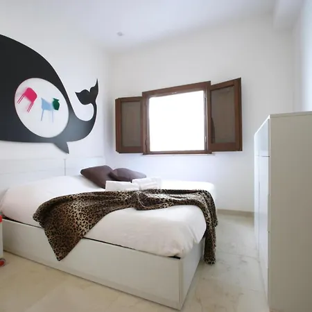 Delfini 2-12 Pax Villa *