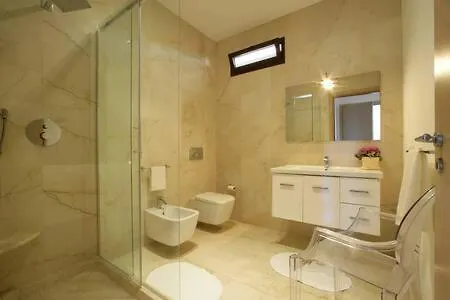 Delfini 2-12 Pax Villa *