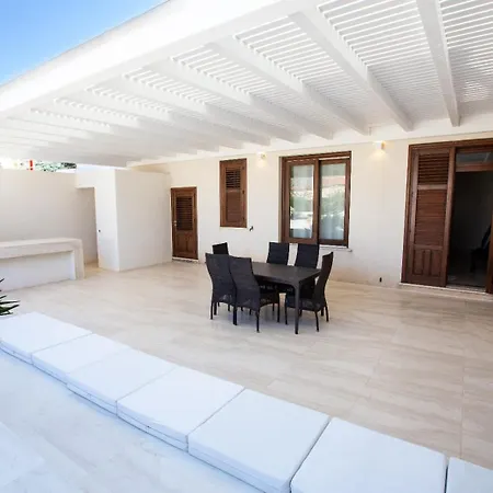 Delfini 2-12 Pax Villa San Vito Lo Capo